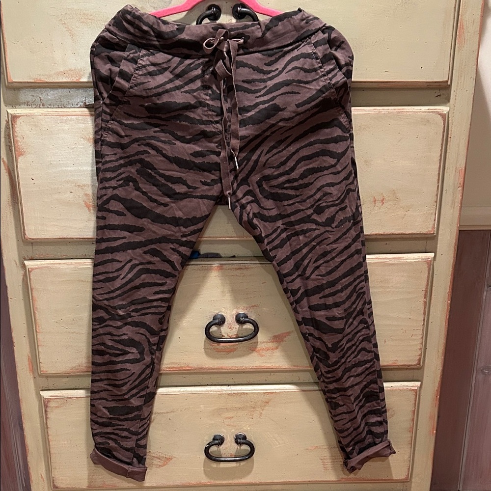 Women's Zebra Print Joggers